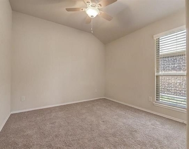 1108 Cheyenne Drive - Photo Thumbnail 7