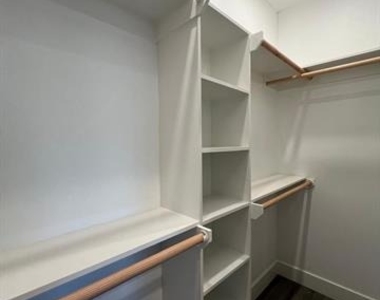 405 Richlands Way - Photo Thumbnail 11