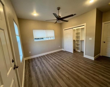 405 Richlands Way - Photo Thumbnail 14