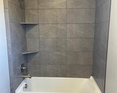 405 Richlands Way - Photo Thumbnail 13