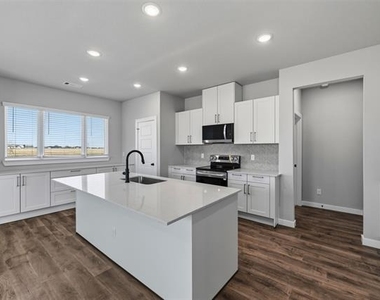 4018 Lecroy Court - Photo Thumbnail 9