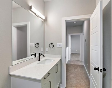 4025 Lecroy Court - Photo Thumbnail 25