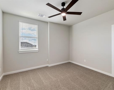 4025 Lecroy Court - Photo Thumbnail 22