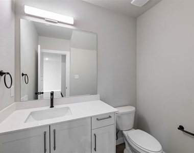 4025 Lecroy Court - Photo Thumbnail 16