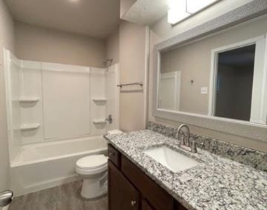 1017 Mullins Street - Photo Thumbnail 17