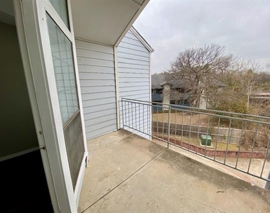 9823 Summerwood Circle - Photo Thumbnail 17