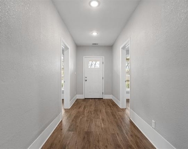 103 May Avenue - Photo Thumbnail 11