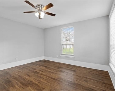 103 May Avenue - Photo Thumbnail 12