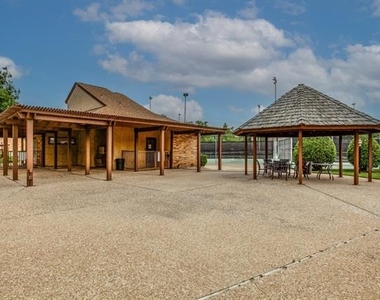 2100 Rainbow Drive - Photo Thumbnail 21