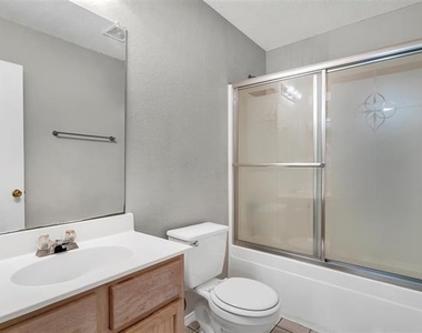 8105 Flowertree Drive - Photo Thumbnail 19