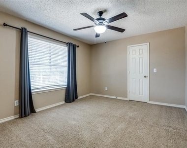 8216 Rincon Street - Photo Thumbnail 10