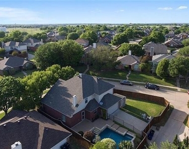 8216 Rincon Street - Photo Thumbnail 17