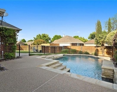 8216 Rincon Street - Photo Thumbnail 13