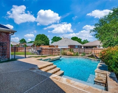 8216 Rincon Street - Photo Thumbnail 12