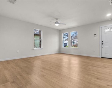 3915 Coolidge Street - Photo Thumbnail 7