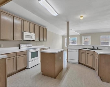 9641 Olivia Drive - Photo Thumbnail 7