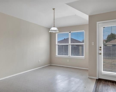 9641 Olivia Drive - Photo Thumbnail 11
