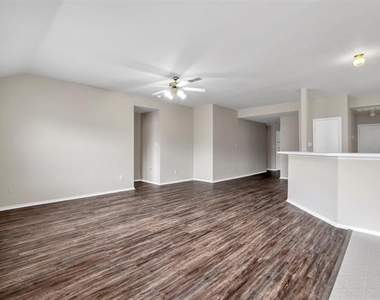 9641 Olivia Drive - Photo Thumbnail 5