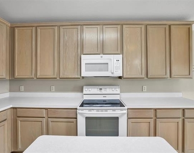 9641 Olivia Drive - Photo Thumbnail 9