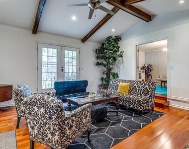 7136 Lyre Lane - Photo Thumbnail 4