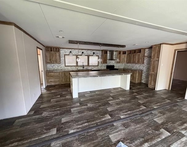 5609 Arkansas Trail - Photo Thumbnail 8