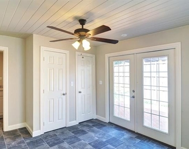 4417 Normandy Avenue - Photo Thumbnail 18