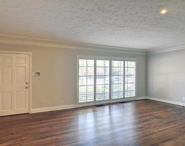4417 Normandy Avenue - Photo Thumbnail 2