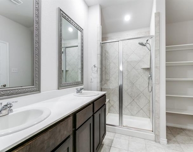 4120 Spur Trail Drive - Photo Thumbnail 18