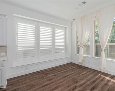 720 Wycliffe Drive - Photo Thumbnail 10
