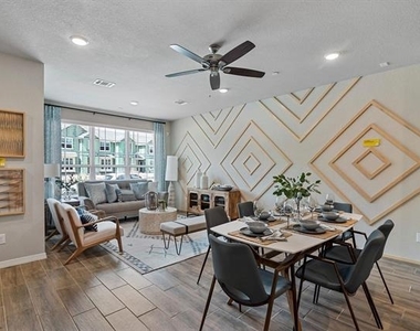 3036 Shire Drive - Photo Thumbnail 8