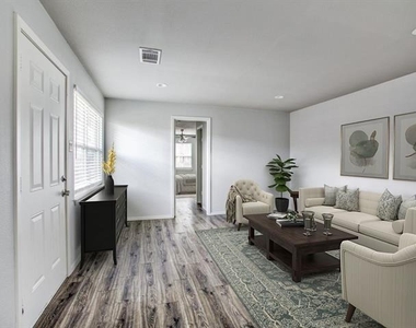 2204 W Rosedale Street S - Photo Thumbnail 1