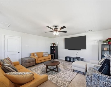 3544 Thistlewood Drive - Photo Thumbnail 15