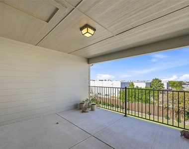 3544 Thistlewood Drive - Photo Thumbnail 16