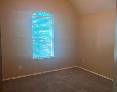 11490 La Grange Drive - Photo Thumbnail 12