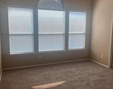 11490 La Grange Drive - Photo Thumbnail 7