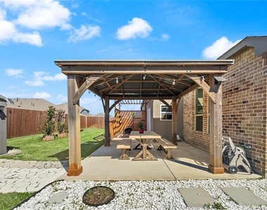 3722 Autumncrest Street - Photo Thumbnail 34