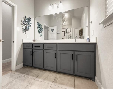 3722 Autumncrest Street - Photo Thumbnail 23