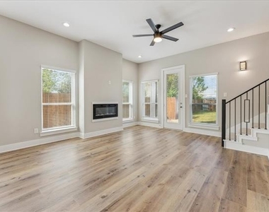 2811 Harston Street - Photo Thumbnail 6