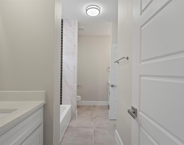 2811 Harston Street - Photo Thumbnail 34