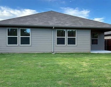 108 Piping Rock Drive - Photo Thumbnail 22