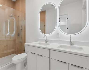 4315 San Jacinto Street - Photo Thumbnail 11
