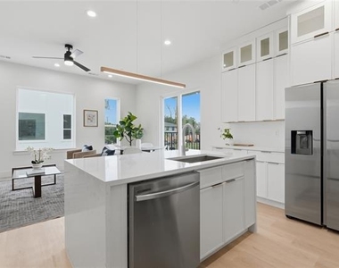 4315 San Jacinto Street - Photo Thumbnail 8