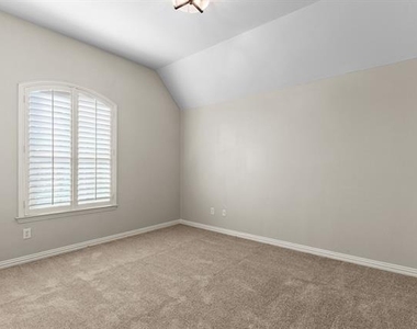 4542 Carraway Drive - Photo Thumbnail 35