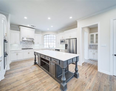 5143 Stillwater Trail - Photo Thumbnail 14