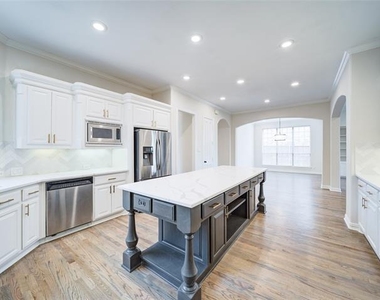 5143 Stillwater Trail - Photo Thumbnail 15