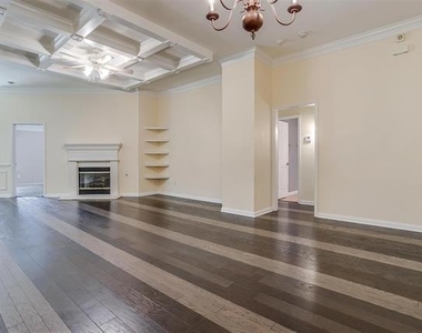 2708 Weslayan Drive - Photo Thumbnail 5