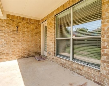2708 Weslayan Drive - Photo Thumbnail 16