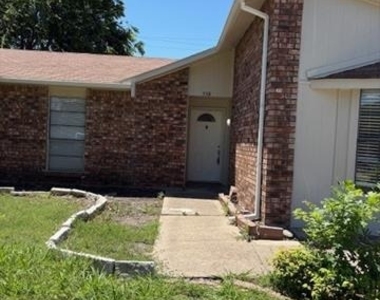 558 Ridgemont - Photo Thumbnail 1