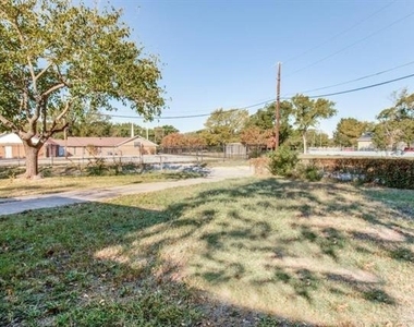 9645 Limestone Drive - Photo Thumbnail 14
