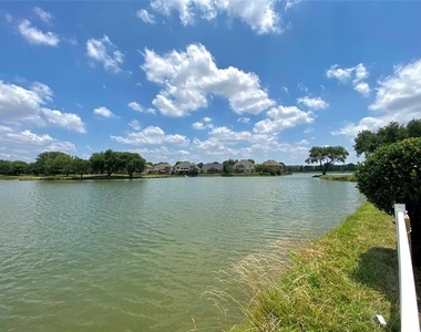 5120 Plantation Lane - Photo Thumbnail 1